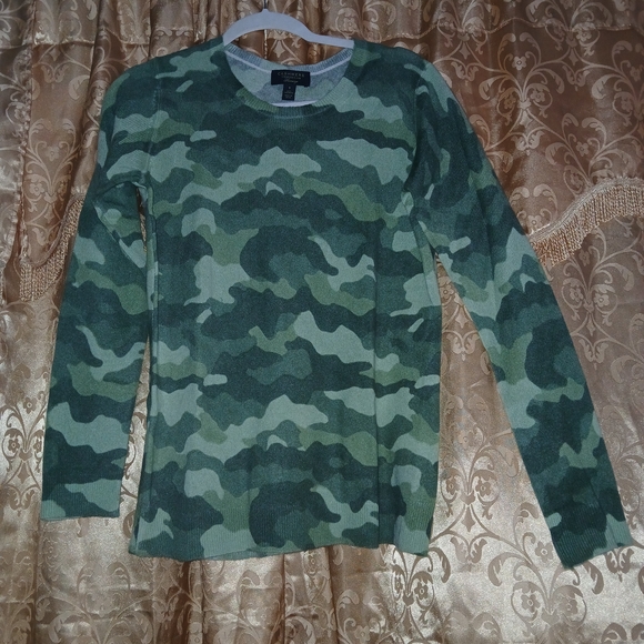 Charter Club Sweaters - Charter Club Green Camo Long Sleeve Crewneck Tee